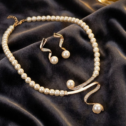 Elegante natuurlijke parel halsketting set
